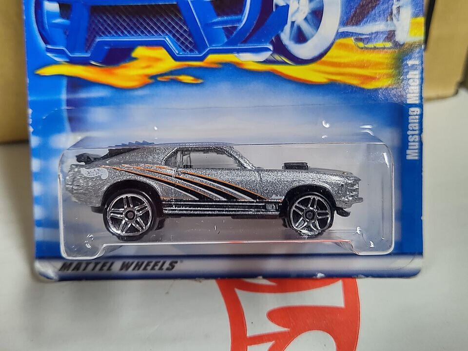 Hot Wheels 2001 #112 Mustang MAch 1 Bad Card (Loc B)