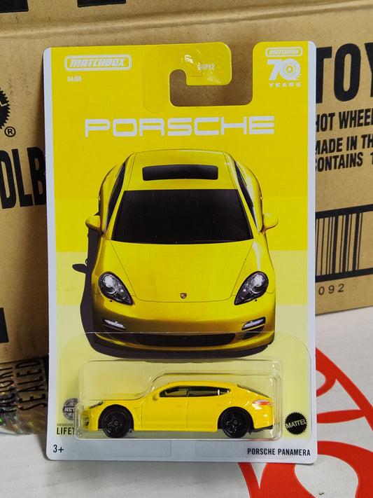 Matchbox #HLM59 Porsche Series #4 Porsche Panamera CARD WAVY (Wall 3)