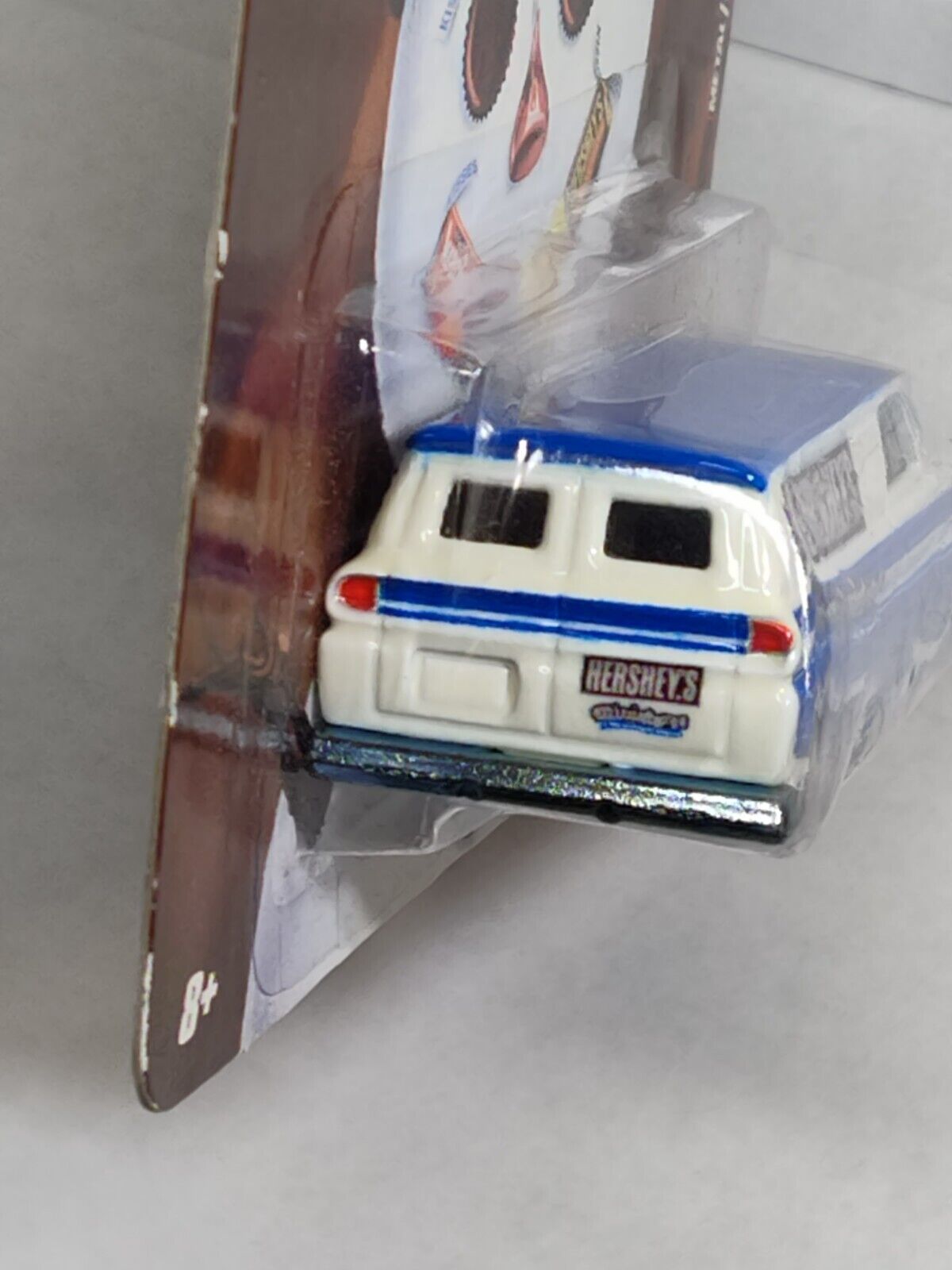 Hot Wheels V6856 Pop Culture Hersheys '64 GMC Panel Truck PEGHOOK CREASED (Bx 36