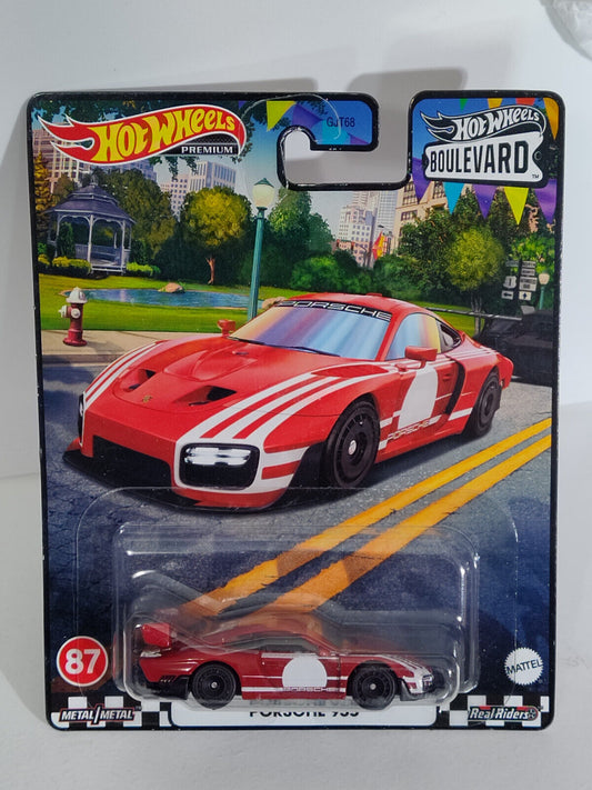 Hot Wheels HKF36 Boulevard Series #87 Porsche 935  BLISTER HAS WEAR (Box 70)