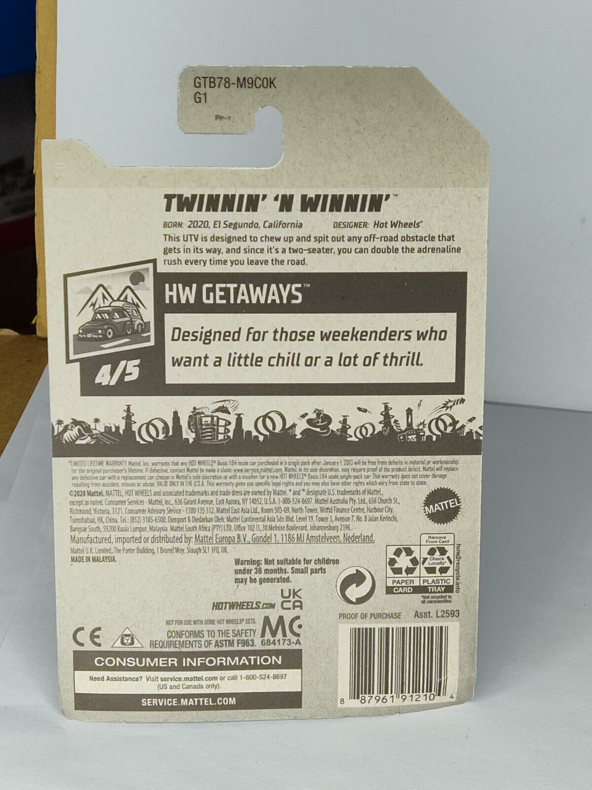 Hot Wheels #116 Mainline Getaways Series #4 Twinning N Winnin CORNER BENT/CREASE