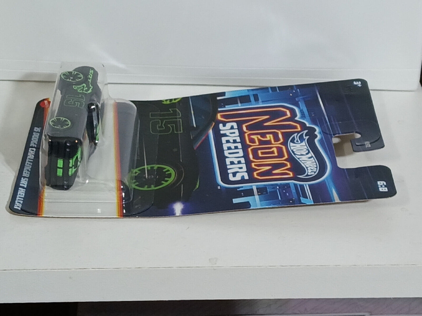 Hot Wheels #HRW80 Neon Speeders #6 '15 Dodge Challenger SRT Hellcat(Loc J)