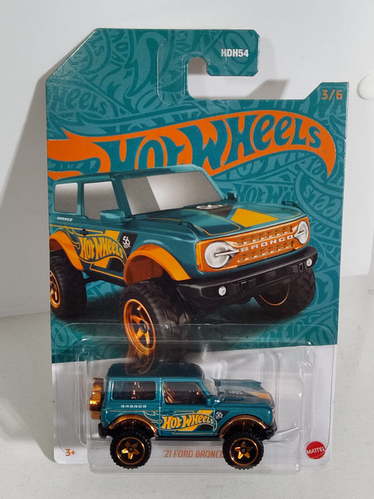 Hot Wheels #HVX02 Pearl and Chrome Series #3 '21 Ford Bronco CARD CREASED (Lc-X)