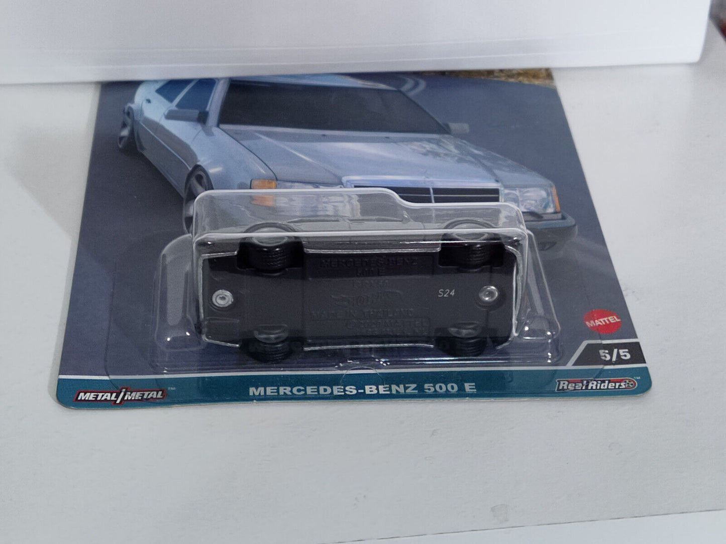 Hot Wheels HKC55   Canyon Warriors Series #5 Mercedes Benz 500E  (Box 70)