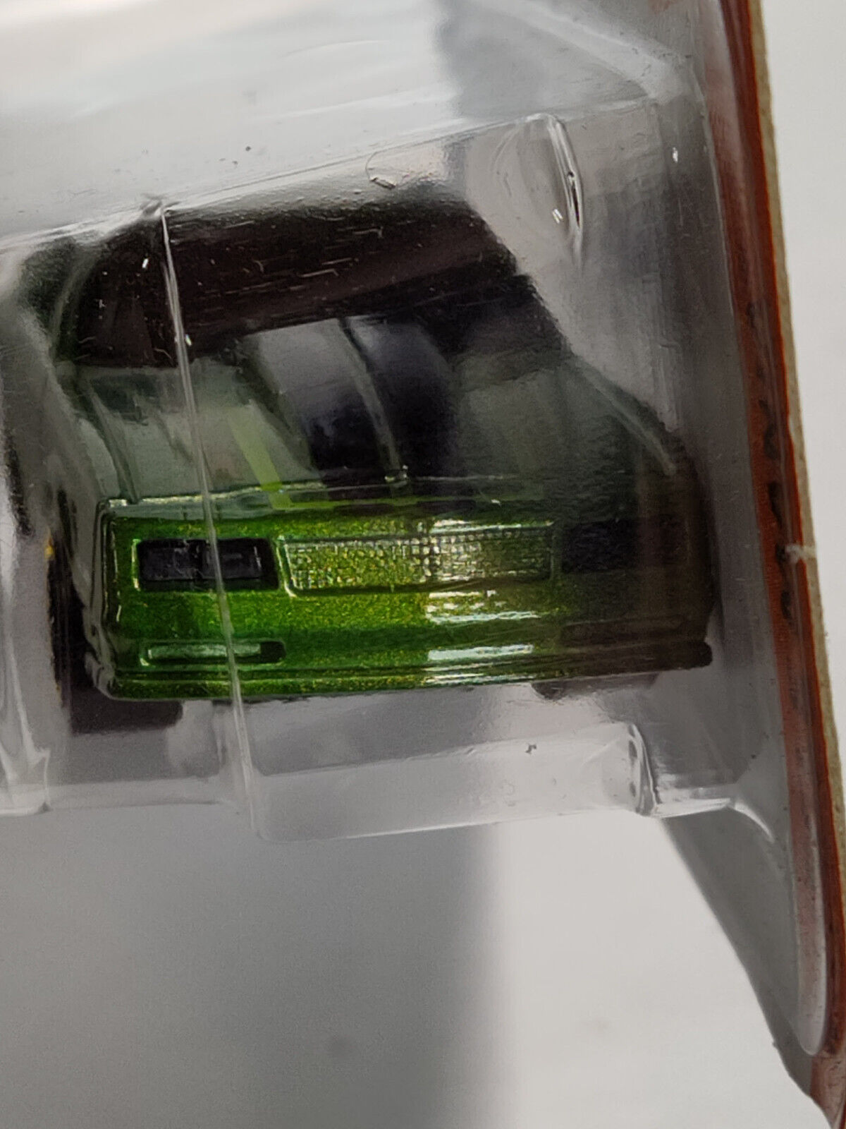 Hot Wheels #196 Muscle Mania Series #6 '86 Monte Carlo SS CARD BENT/BLISTER DEN