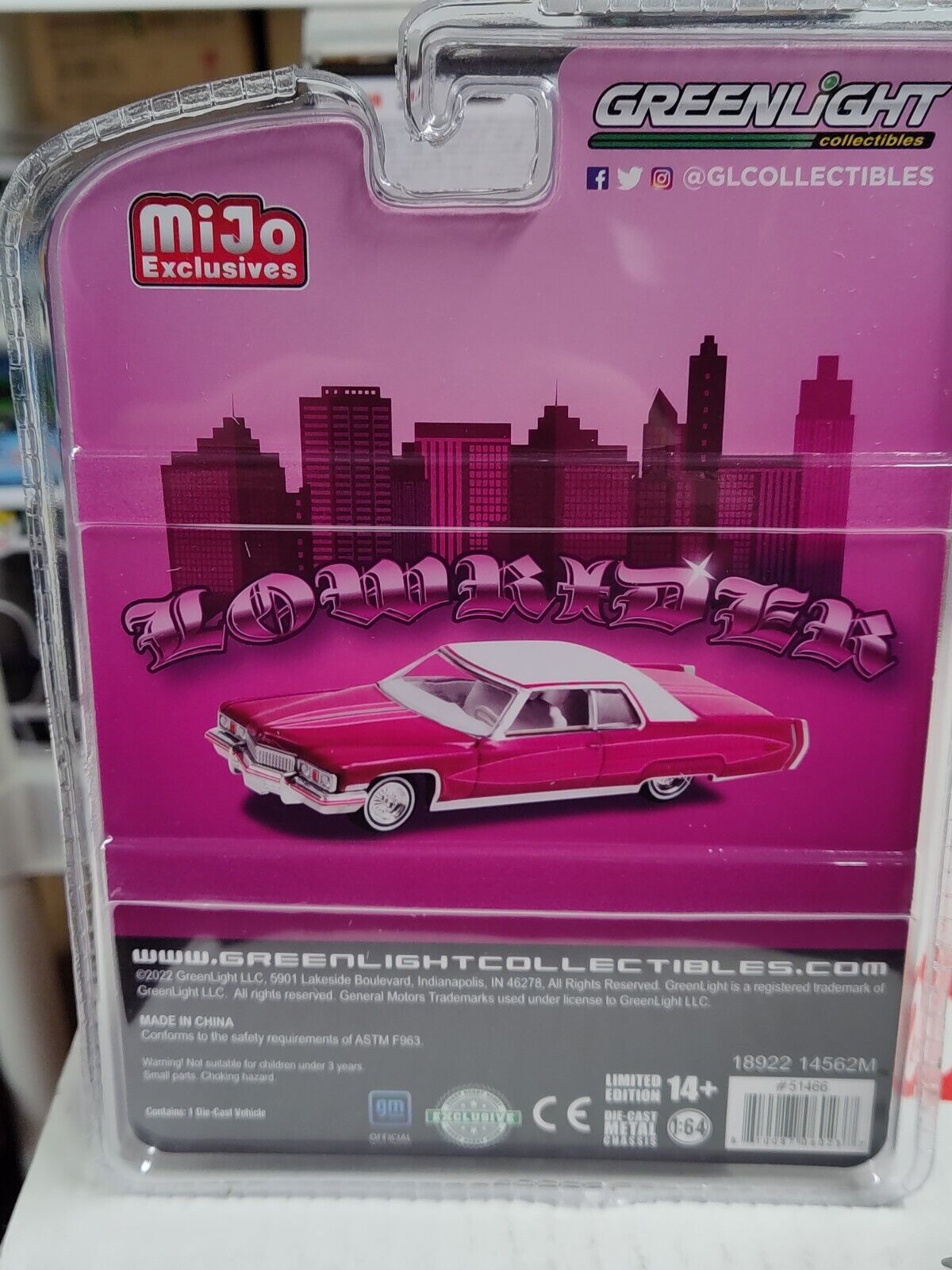 Greenlight MiJo Exclusives LOWRIDER Series 1973 Cadillac Coupe DeVille PINK