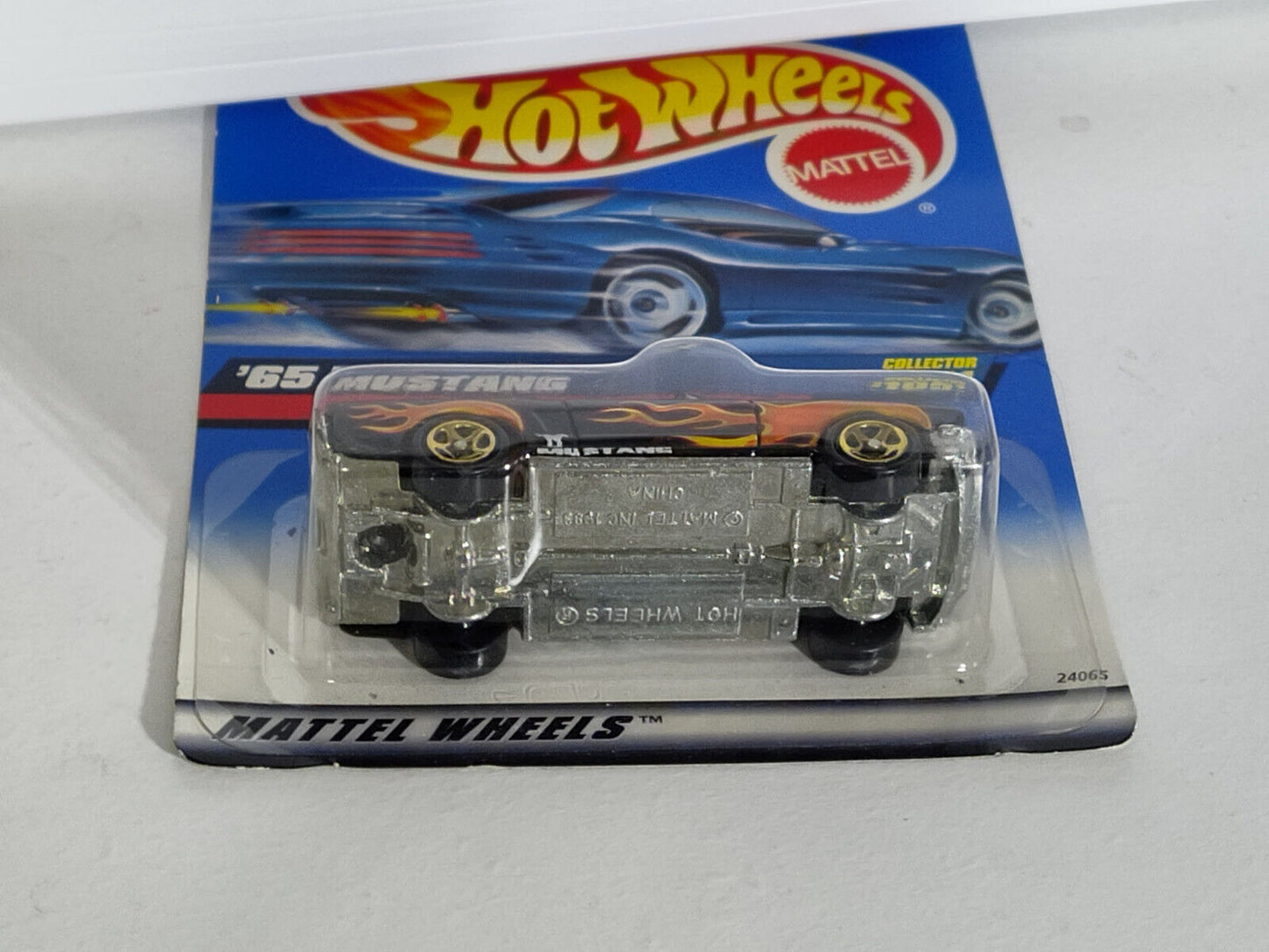 Hot Wheels #1051 '65 Mustang WORN EDGES  (Loc Q/Wall 2)