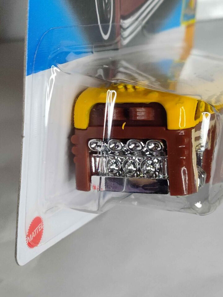 Hot Wheels #024 Surf's Up Series #1 Surfin School Bus BLISTR CRACKED (Wall 2)