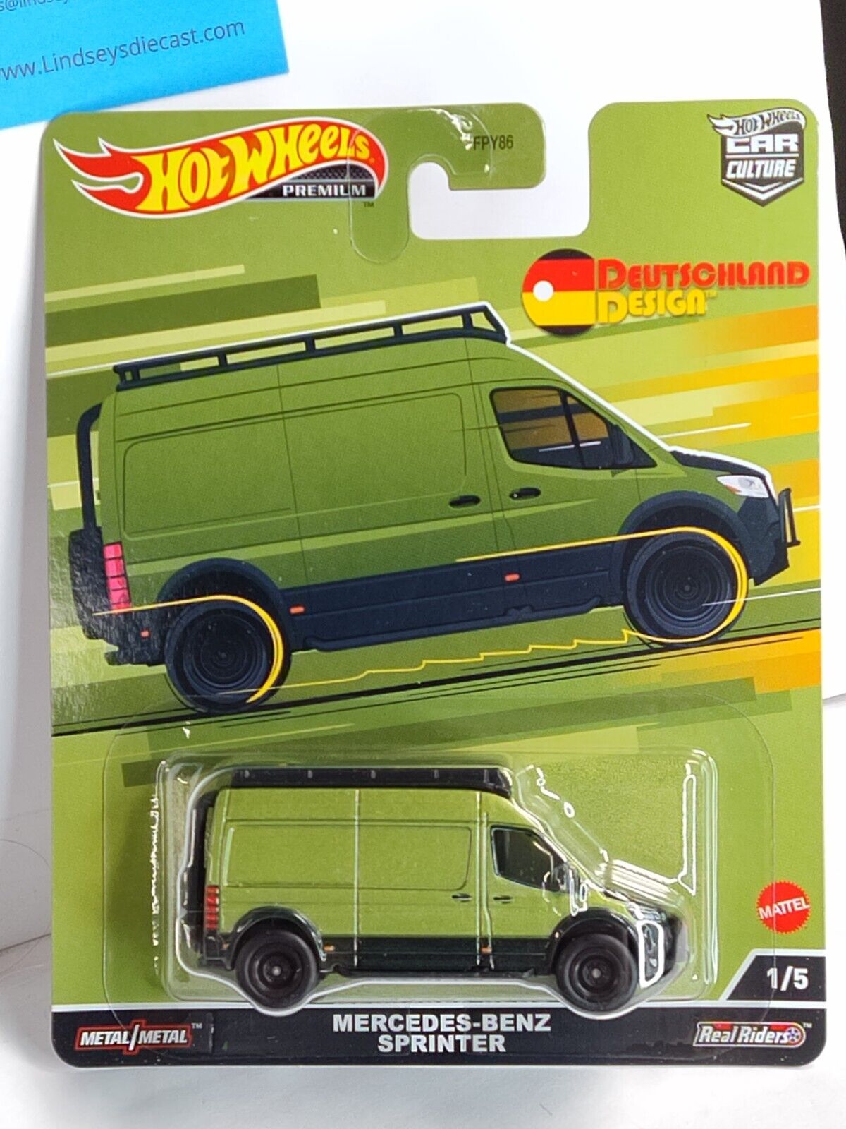 Hot Wheels HCJ96 Deutschland Design #1 Mercedes Benz Sprinter CREASE CARD (Box 28)